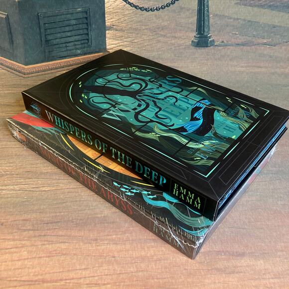 18 Luna & Lore Box WHISPERS OF THE DEEP/SONG OF THE ABYSS Emma Hamm SEALED - Picture 1 of 5